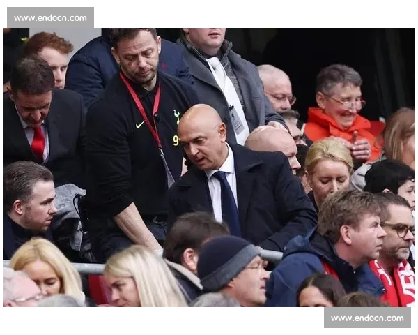 热刺欲出售维卡里奥 瞄准法甲最佳门将舍瓦利耶